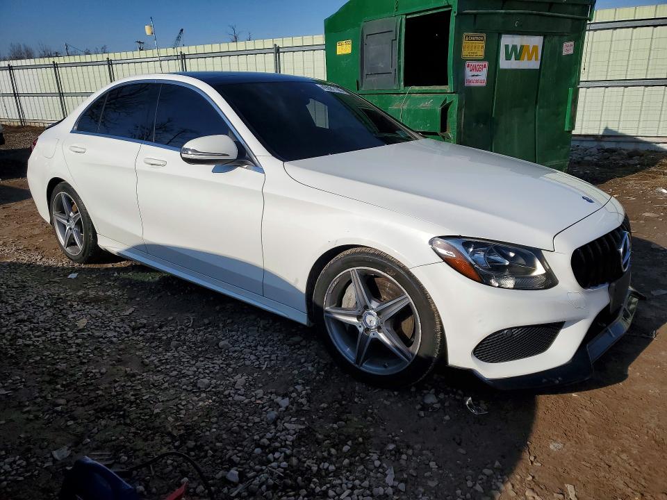 49081166 :رقم المزاد ، 55SWF4JB0HU184965 vin ، 2017 Mercedes-benz C مزاد بيع
