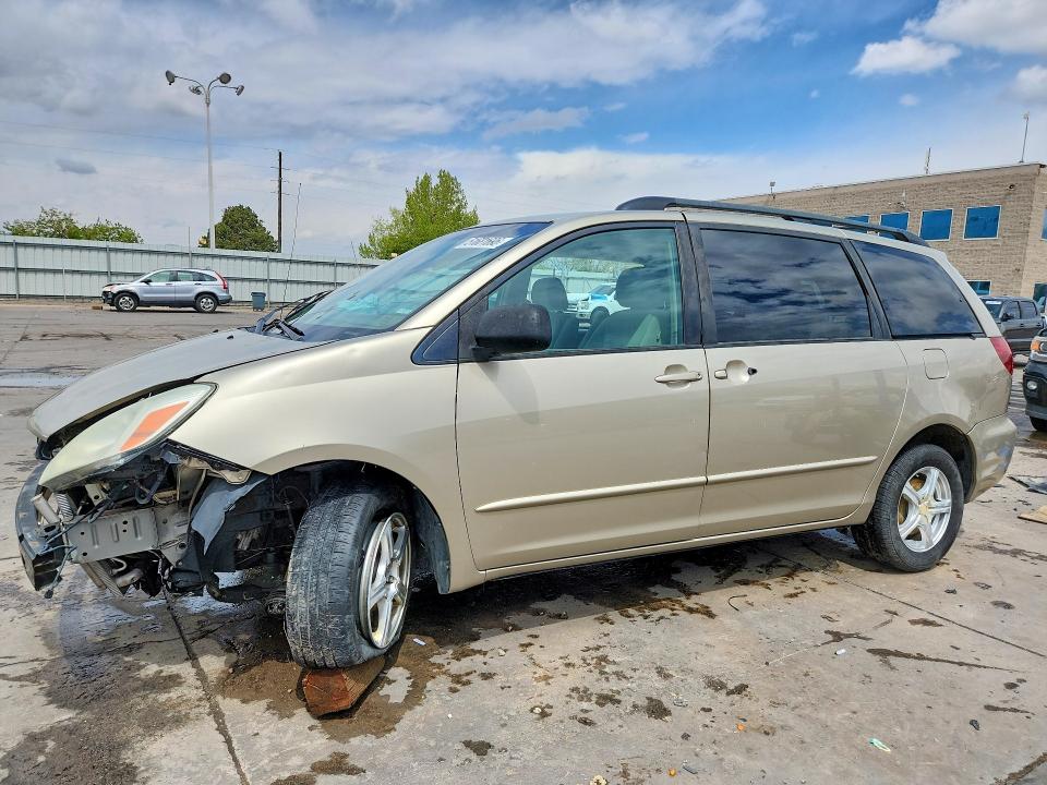 Auction sale of the 2005 Toyota Sienna, vin: 5TDZA23C25S255582, lot number: 51681696