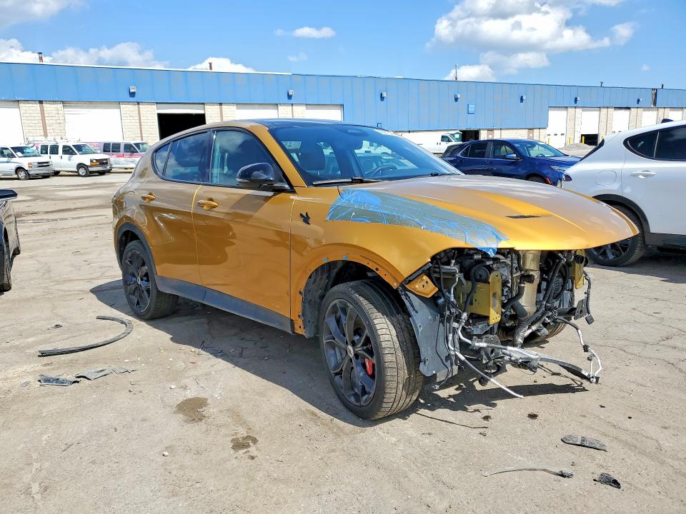 49815496 :رقم المزاد ، ZACNDFBNXR3A15321 vin ، 2024 Dodge Hornet مزاد بيع
