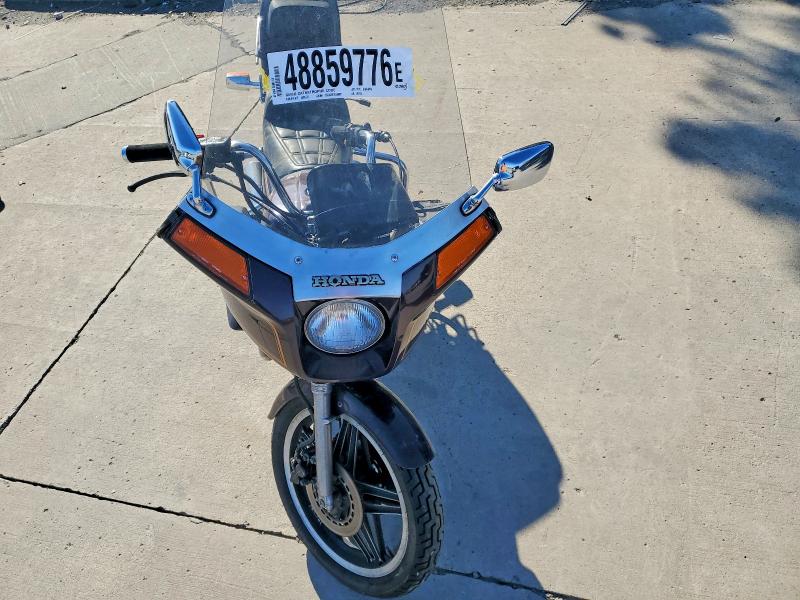 48859776 :رقم المزاد ، JH2PC0218CM107944 vin ، 1982 Honda Gl500 مزاد بيع