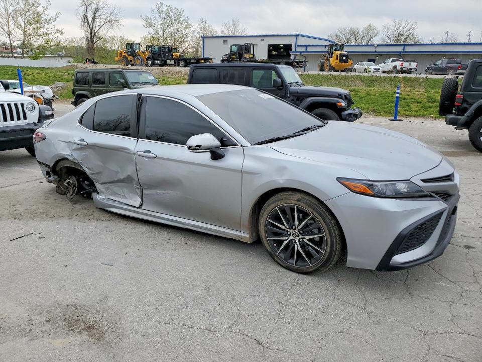 49554666 :رقم المزاد ، 4T1G11AK1PU835539 vin ، 2023 Toyota Camry مزاد بيع