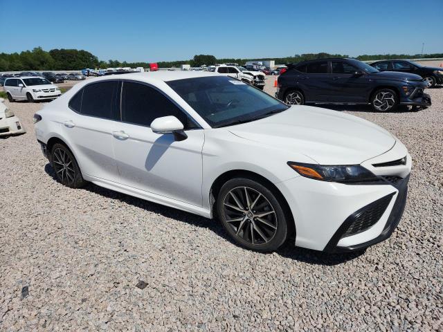 Auction sale of the 2022 Toyota Camry, vin: 4T1G11AKXNU636521, lot number: 49058936