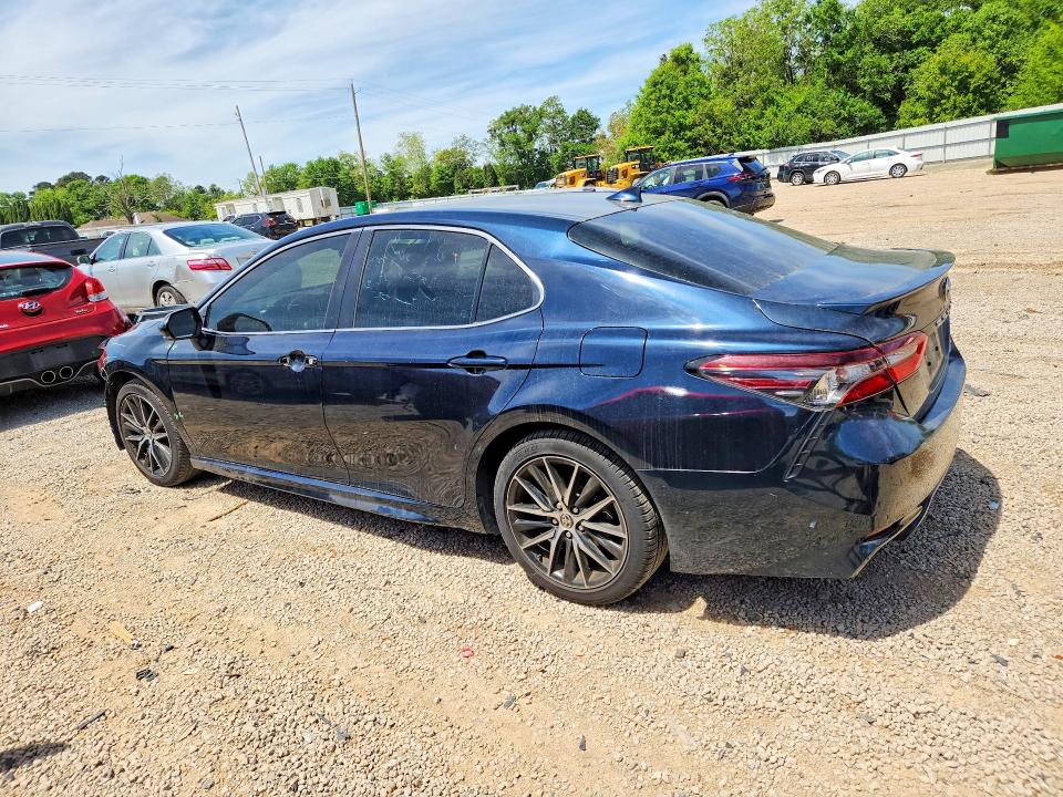 48399616 :رقم المزاد ، 4T1G11BK2MU034578 vin ، 2021 Toyota Camry مزاد بيع