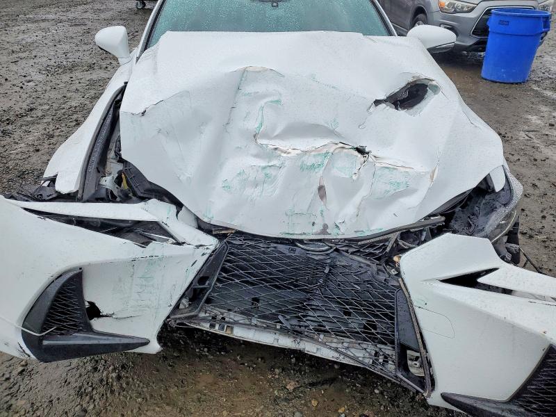 50994646 :رقم المزاد ، JTHBA1D23J5071820 vin ، 2018 Lexus Is مزاد بيع