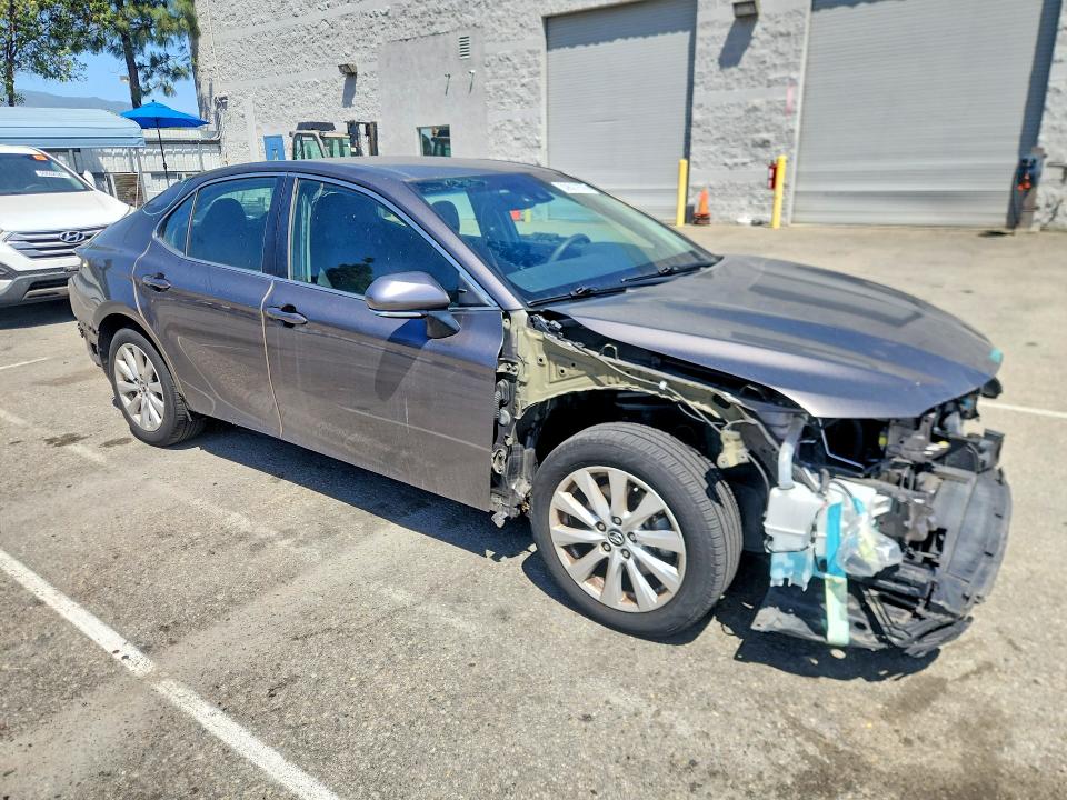 Продажа на аукционе авто 2018 Toyota Camry, vin: 4T1B11HK4JU046888, номер лота: 50627676