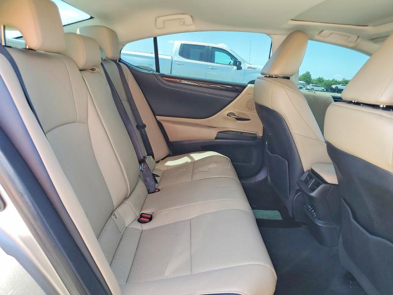 51329436 :رقم المزاد ، 58AB21B19KU001243 vin ، 2019 Lexus Es 300h مزاد بيع