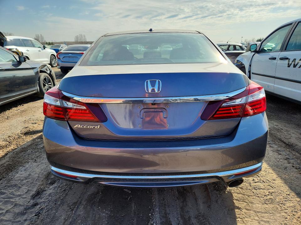 2016 Honda Accord მანქანა იყიდება აუქციონზე, vin: 1HGCR2F81GA801425, აუქციონის ნომერი: 50686136