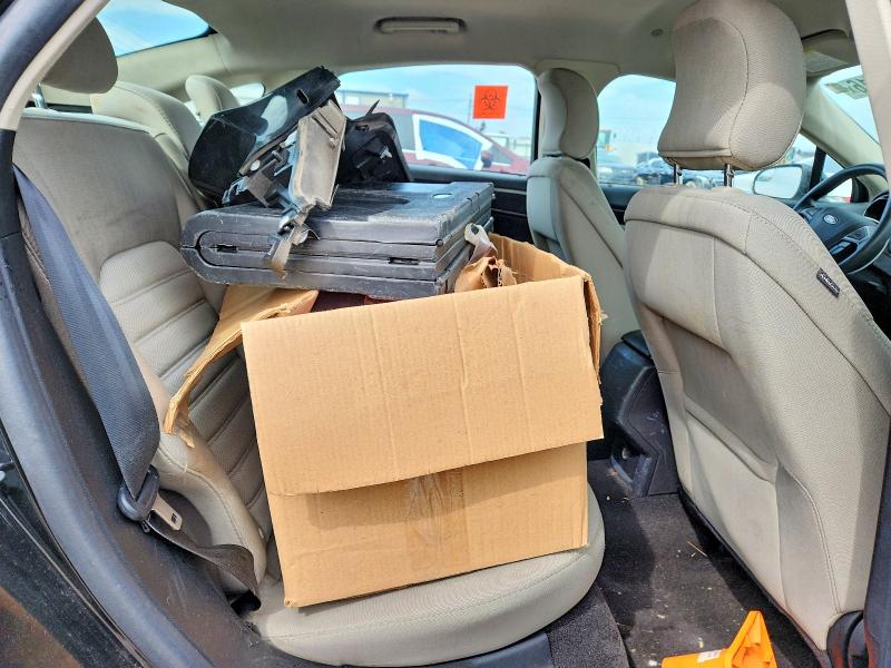 49851716 :رقم المزاد ، 3FA6P0UU3JR273668 vin ، 2018 Ford Fusion مزاد بيع