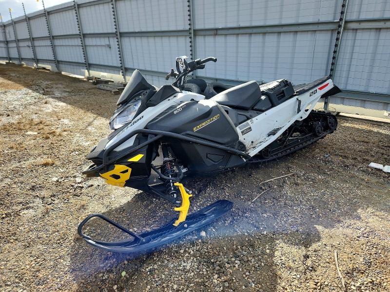 2025 Ski-doo Snowmobile მანქანა იყიდება აუქციონზე, vin: 2BPSAASE4SV000443, აუქციონის ნომერი: 49816336