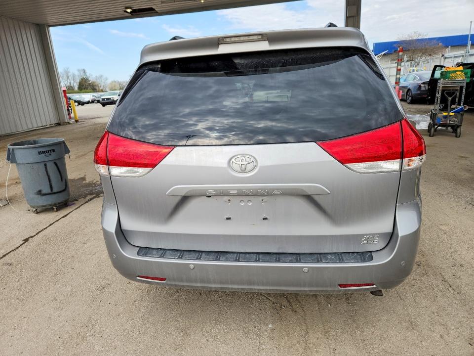 Aukcja sprzedaży 2011 Toyota Sienna, vin: 5TDDK3DC0BS001537, numer aukcji: 49181306