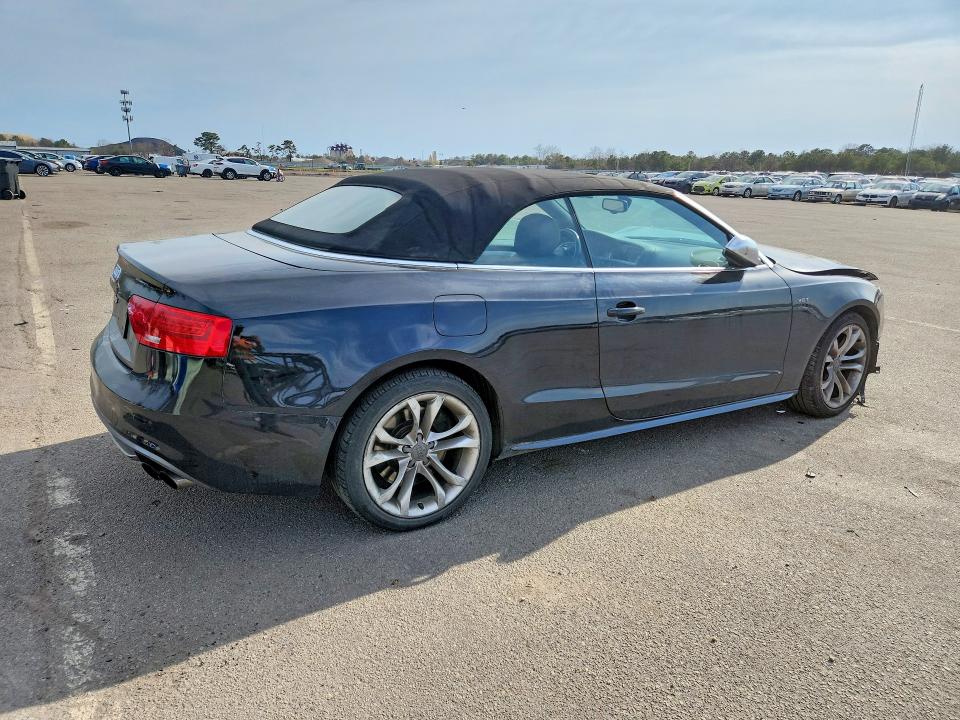 Продажа на аукционе авто 2015 Audi S5, vin: WAUCGAFH9FN006299, номер лота: 49882666