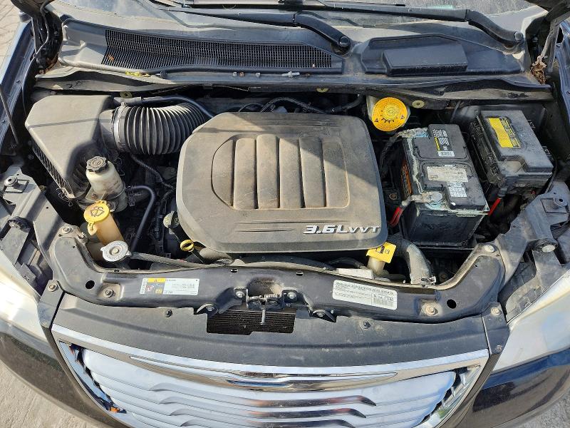 48044676 :رقم المزاد ، 2C4RC1BG6FR589097 vin ، 2015 Chrysler Town & Country مزاد بيع