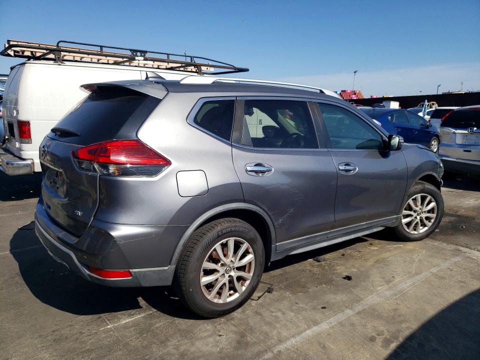2017 Nissan Rogue მანქანა იყიდება აუქციონზე, vin: KNMAT2MT9HP511978, აუქციონის ნომერი: 51887926
