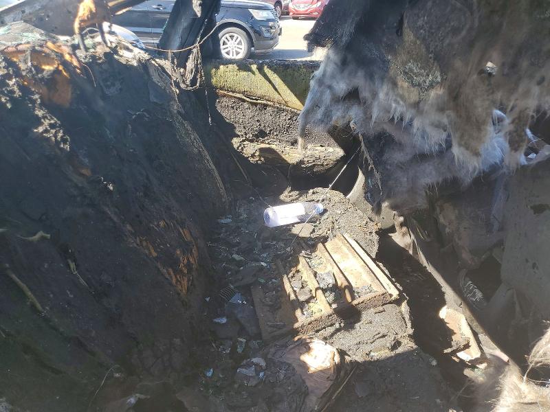 49845716 :رقم المزاد ، 1C3CCCAB2FN625120 vin ، 2015 Chrysler 200 مزاد بيع