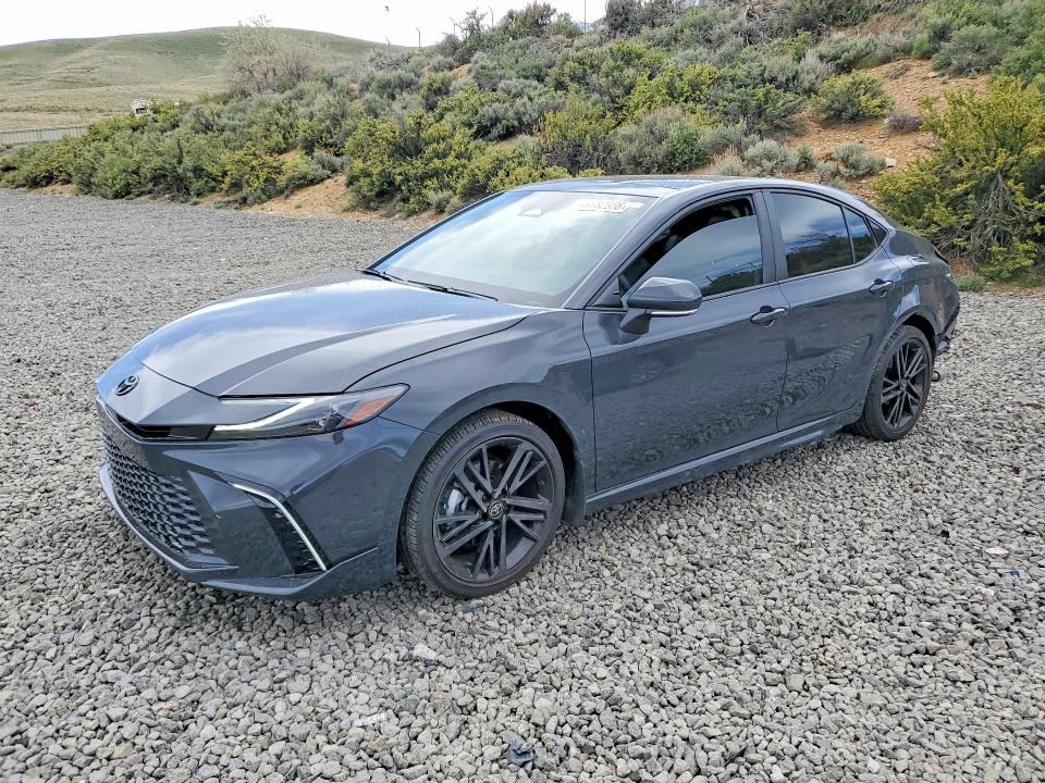 Продажа на аукционе авто 2025 Toyota Camry, vin: 4T1DBADK9SU523103, номер лота: 49782936