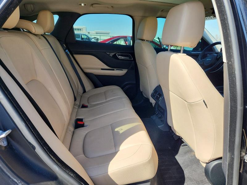 Продаж на аукціоні авто 2017 Jaguar F-pace, vin: SADCJ2BV0HA047229, номер лоту: 50797326