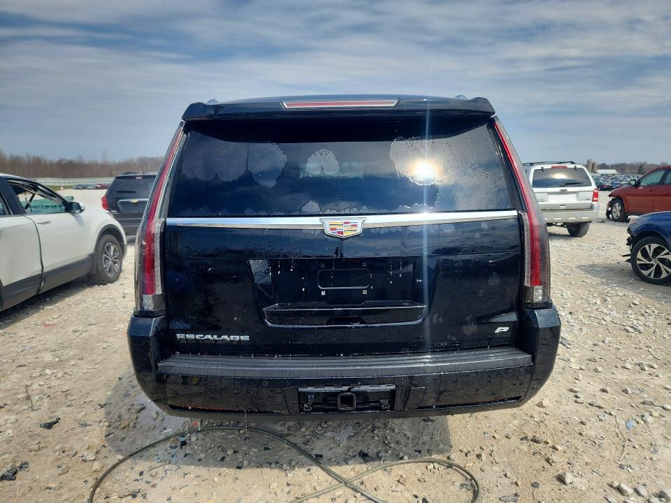 2015 Cadillac Escalade მანქანა იყიდება აუქციონზე, vin: 1GYS4UKJ2FR747673, აუქციონის ნომერი: 48146216
