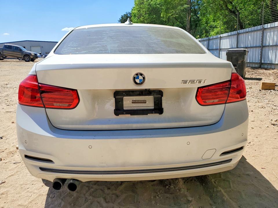 Продаж на аукціоні авто 2016 Bmw 328, vin: WBA8E9G52GNT46684, номер лоту: 49824096