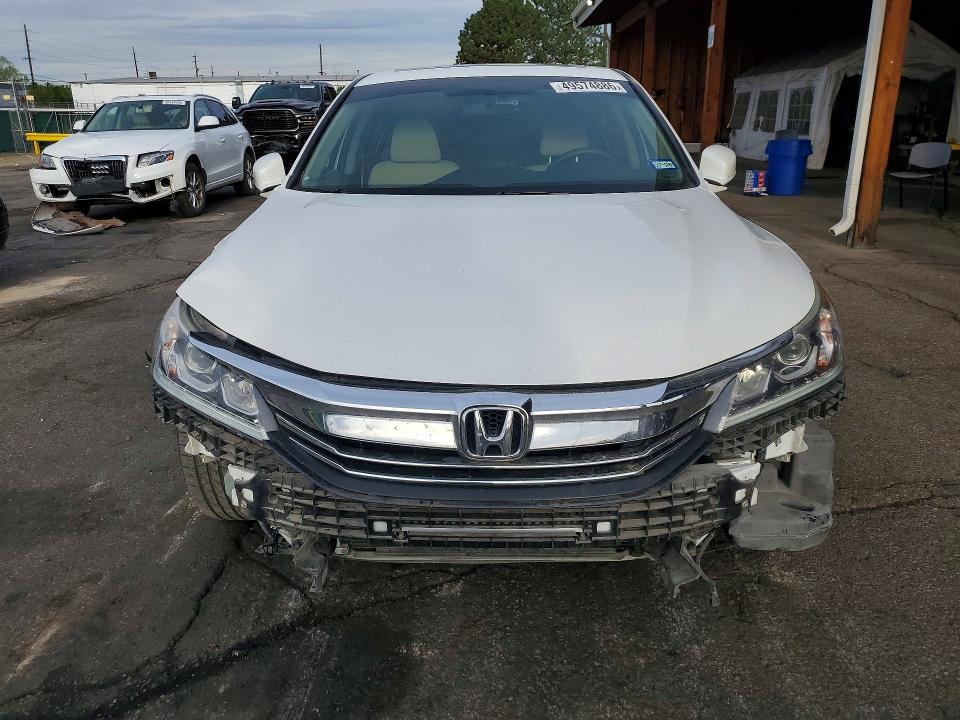 49574886 :رقم المزاد ، 1HGCR2F77GA034025 vin ، 2016 Honda Accord مزاد بيع