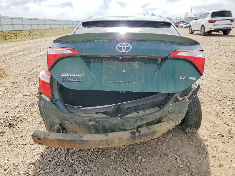 51011856 :رقم المزاد ، 5YFBPRHE9FP181834 vin ، 2015 Toyota Corolla مزاد بيع