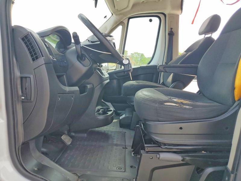 54875356 :رقم المزاد ، 3C6TRVCGXJE112975 vin ، 2018 Ram Promaster 2500 مزاد بيع