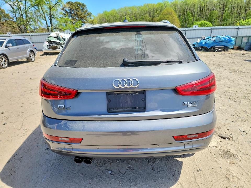 2015 Audi Q3 მანქანა იყიდება აუქციონზე, vin: WA1GFCFS8FR011513, აუქციონის ნომერი: 48330876