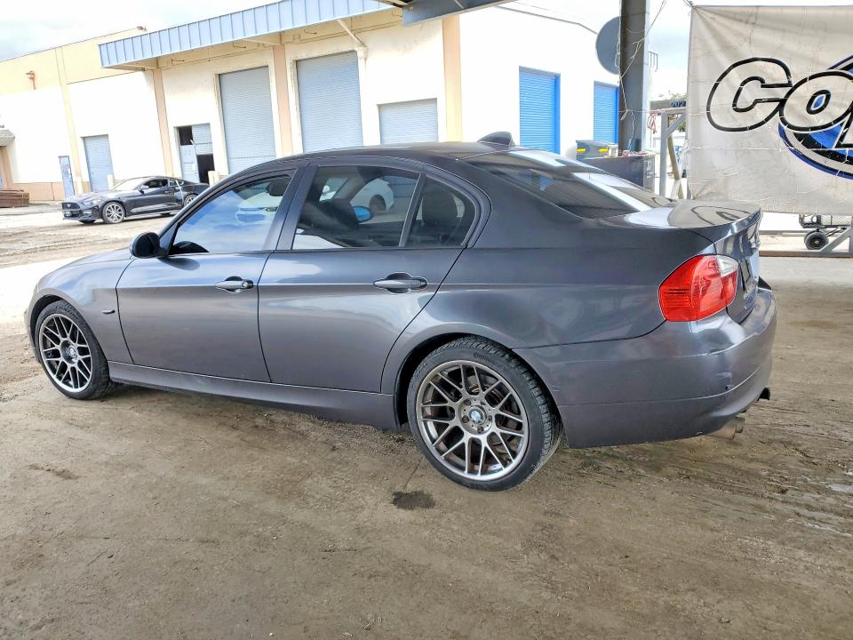 50808166 :رقم المزاد ، WBAVB135X6PT08321 vin ، 2006 Bmw 325 مزاد بيع