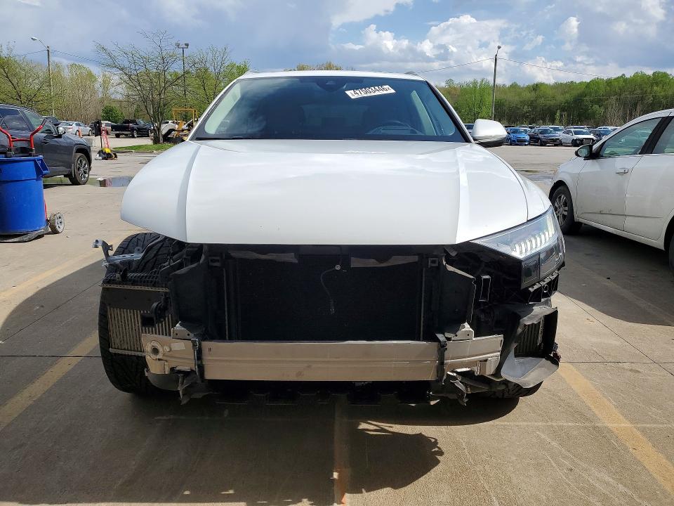 47503446 :رقم المزاد ، WA1CVAF1XKD015518 vin ، 2019 Audi Q8 مزاد بيع