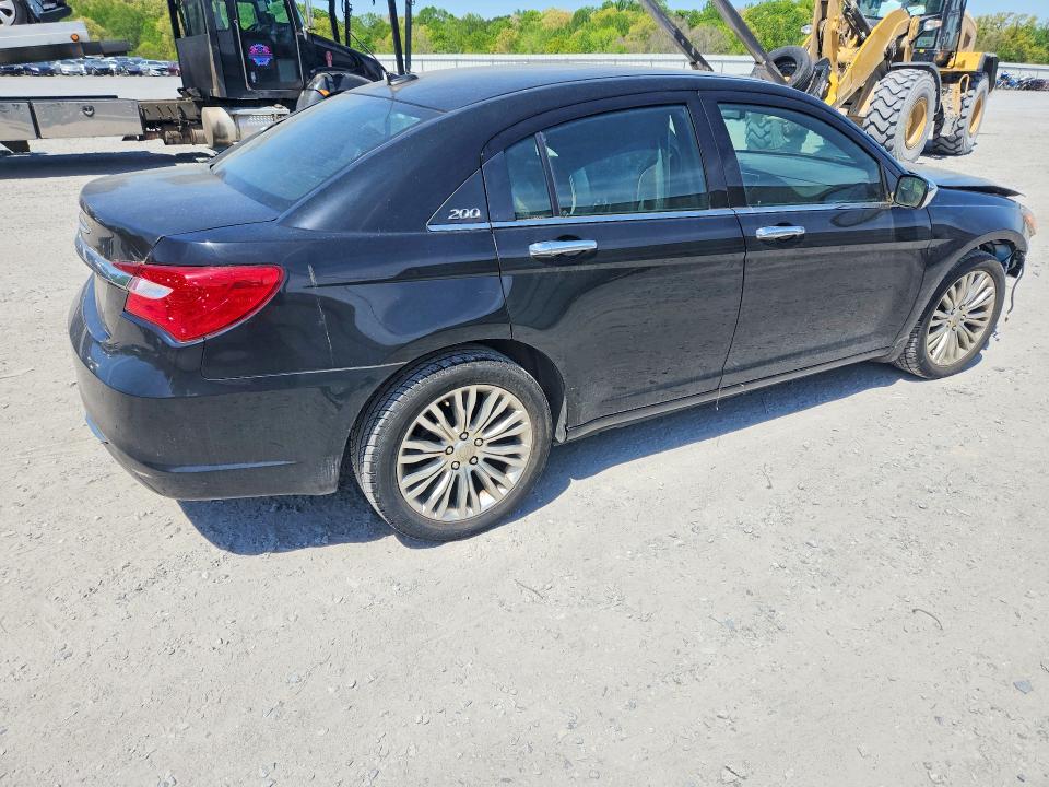2011 Chrysler 200 მანქანა იყიდება აუქციონზე, vin: 1C3BC2FG3BN603843, აუქციონის ნომერი: 49255426