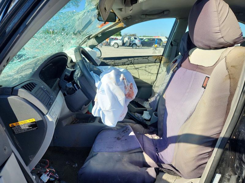 50744536 :رقم المزاد ، KNAFE121465361750 vin ، 2006 Kia Spectra مزاد بيع