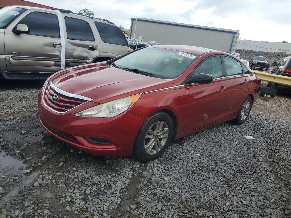 51531616 :رقم المزاد ، 5NPEB4AC9DH666542 vin ، 2013 Hyundai Sonata مزاد بيع