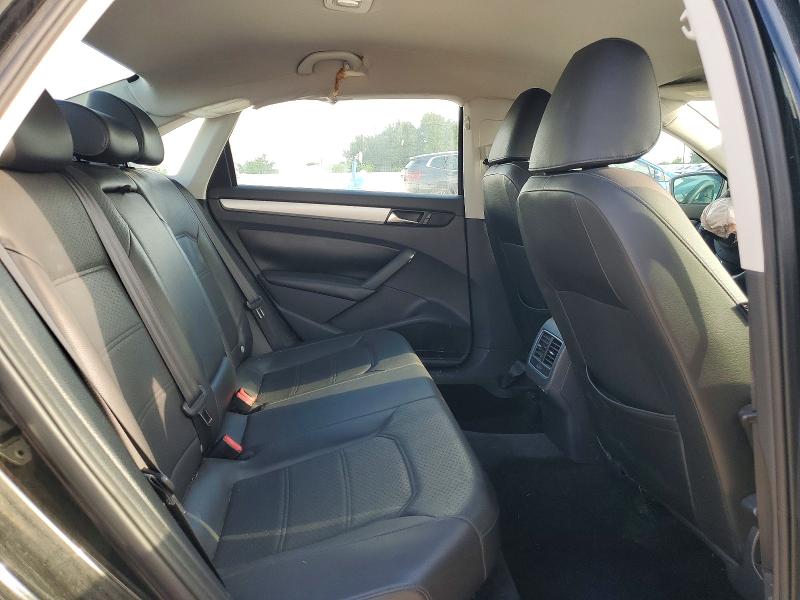 50652426 :رقم المزاد ، 1VWBP7A31DC085082 vin ، 2013 Volkswagen Passat مزاد بيع