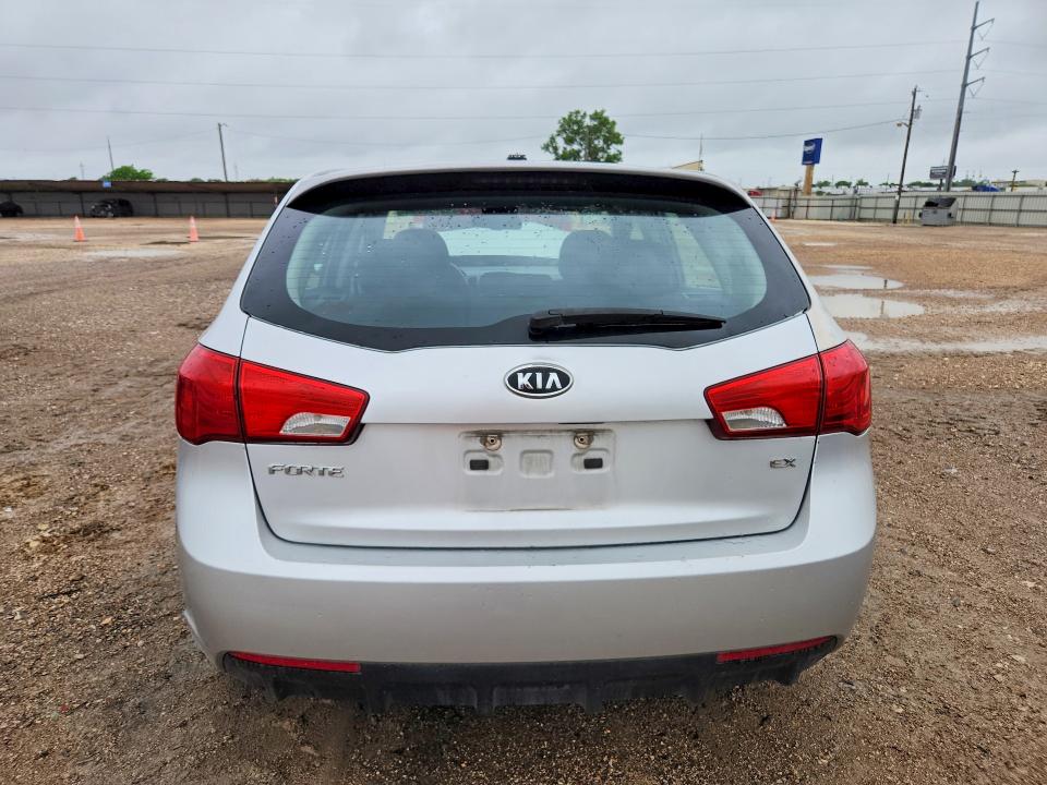2011 Kia Forte მანქანა იყიდება აუქციონზე, vin: KNAFU5A26B5350909, აუქციონის ნომერი: 49786666