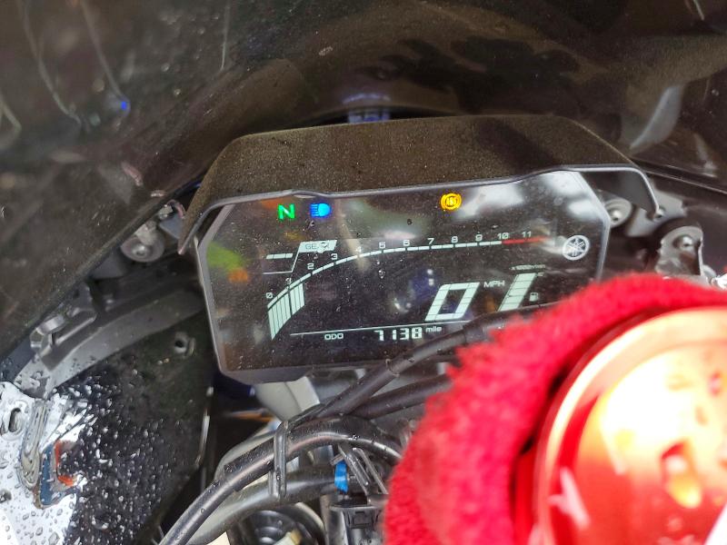 51273516 :رقم المزاد ، JYARM38E4RA009591 vin ، 2024 Yamaha Yzfr7 مزاد بيع