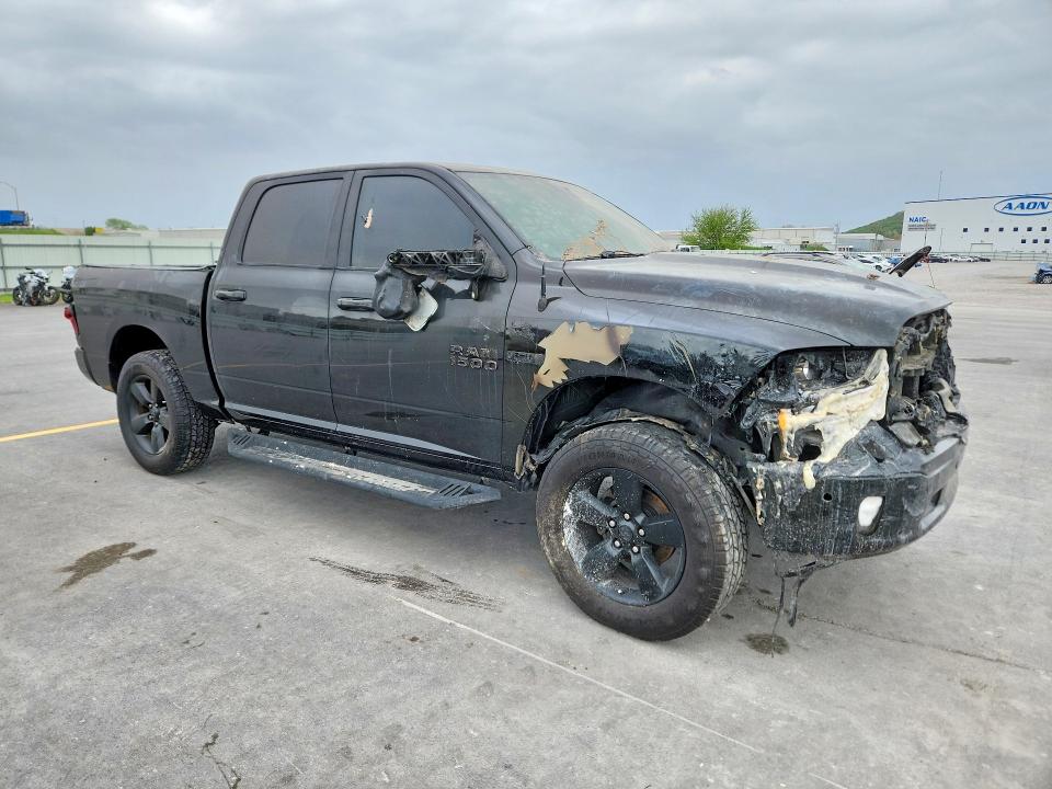 48632936 :رقم المزاد ، 1C6RR7LM9JS241783 vin ، 2018 Ram 1500 مزاد بيع
