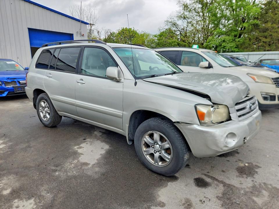 51869326 :رقم المزاد ، JTEDP21A340027050 vin ، 2004 Toyota Highlander مزاد بيع