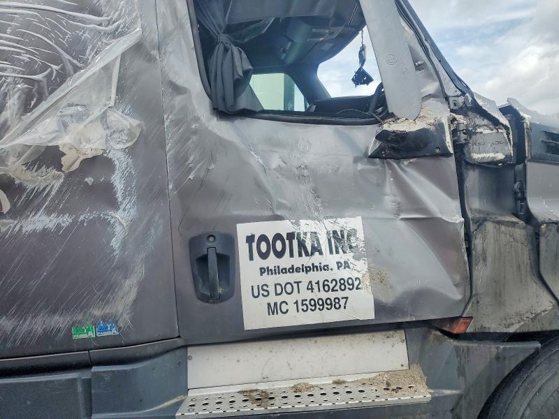 2021 Freightliner Cascadia 126 მანქანა იყიდება აუქციონზე, vin: 3AKJHHDRXMSMH4264, აუქციონის ნომერი: 49794086