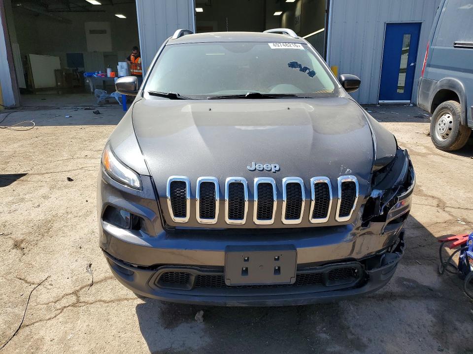 Auction sale of the 2016 Jeep Cherokee, vin: 1C4PJLCB1GW195737, lot number: 49748216