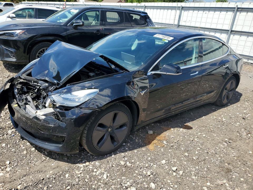 51716816 :رقم المزاد ، 5YJ3E1EB9KF384542 vin ، 2019 Tesla Model 3 مزاد بيع