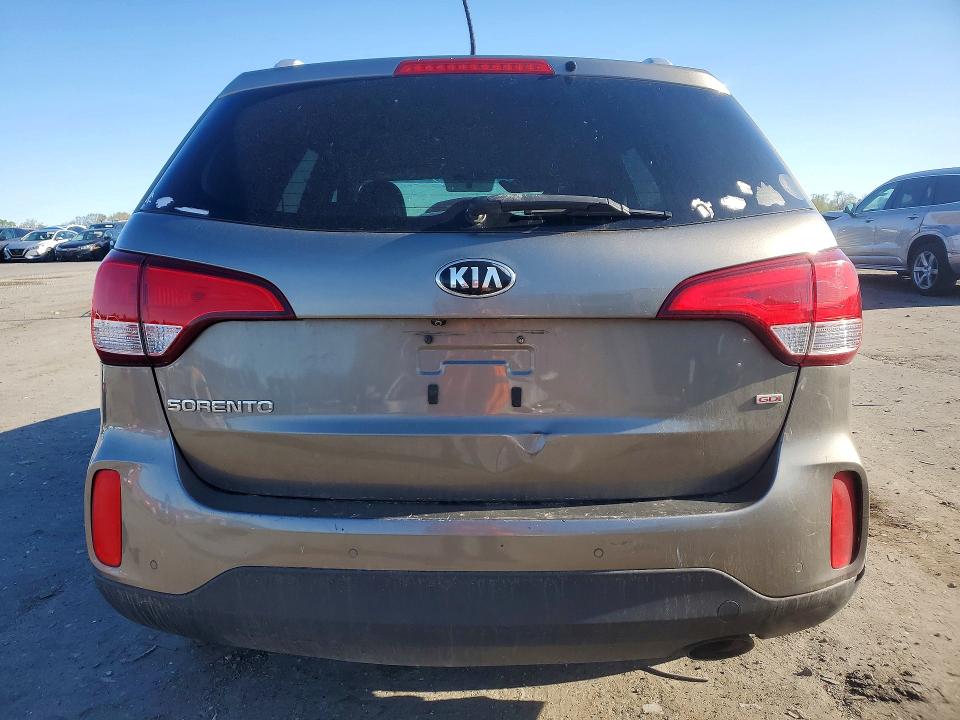 2015 Kia Sorento მანქანა იყიდება აუქციონზე, vin: 5XYKT3A67FG660334, აუქციონის ნომერი: 48307406