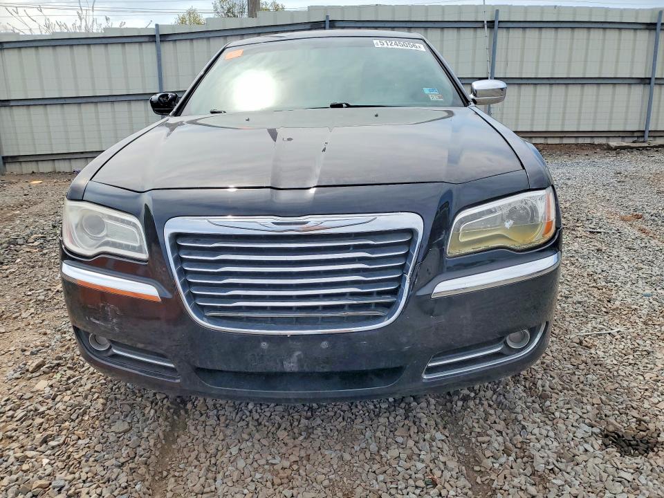 Продажа на аукционе авто 2013 Chrysler 300c, vin: 2C3CCAKG4DH683170, номер лота: 51245056