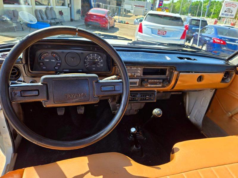 Продажа на аукционе авто 1979 Toyota Pickup Rn4, vin: RN37006958, номер лота: 50777496