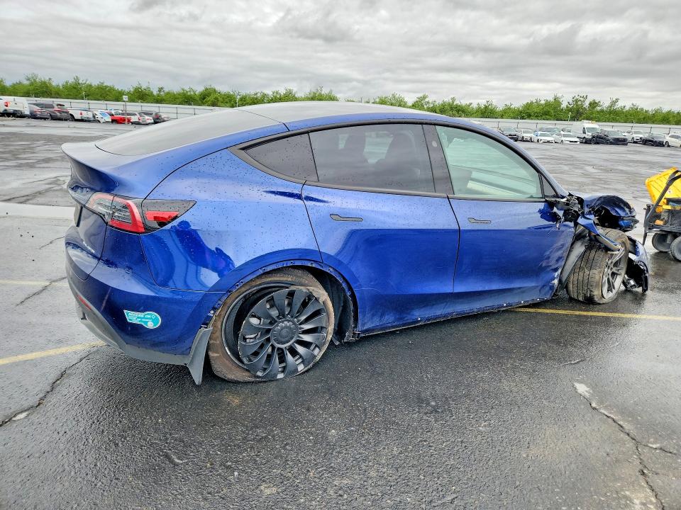 Продажа на аукционе авто 2025 Tesla Model Y, vin: 7SAYGDEE4SF275808, номер лота: 50518776