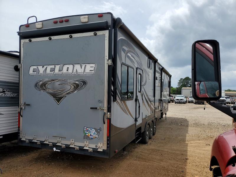 2014 Heartland Cyclone მანქანა იყიდება აუქციონზე, vin: 5SFCG4430EE279283, აუქციონის ნომერი: 49501946