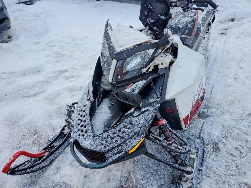 47528786 :رقم المزاد ، 2BPSBSAA8AV000204 vin ، 2010 Skid Renegade X 800r Rer مزاد بيع