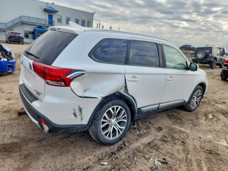 Продажа на аукционе авто 2018 Mitsubishi Outlander, vin: JA4JZ3AX1JZ604039, номер лота: 50622066