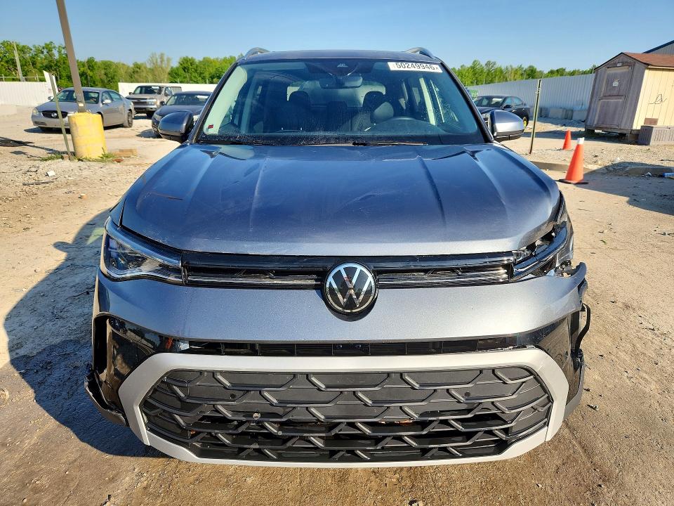 Продажа на аукционе авто 2025 Volkswagen Taos, vin: 3VVVC7B23SM016618, номер лота: 50249946