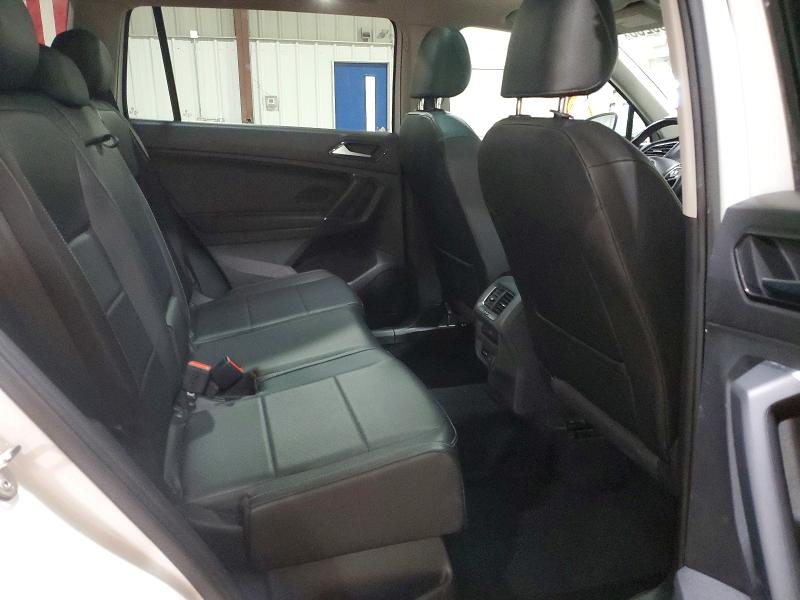 50566256 :رقم المزاد ، 3VV2B7AX8JM097309 vin ، 2018 Volkswagen Tiguan مزاد بيع