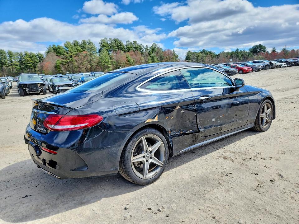 48937146 :رقم المزاد ، WDDWJ4KB7JF738377 vin ، 2018 Mercedes-benz C مزاد بيع