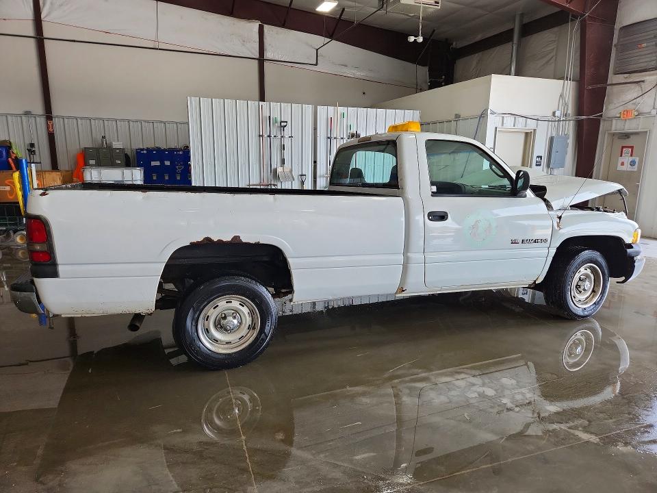Продажа на аукционе авто 2001 Dodge Ram 1500, vin: 1B7HC16Y61S142565, номер лота: 48482606